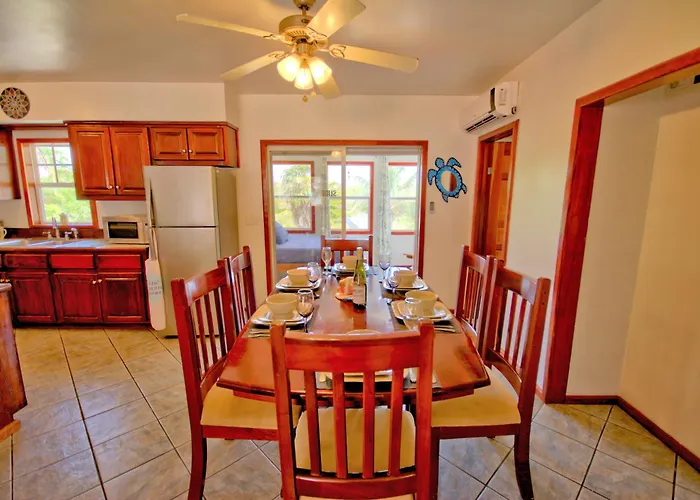 Escape Away Belize House *